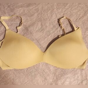 SKIMS BRA 32C New